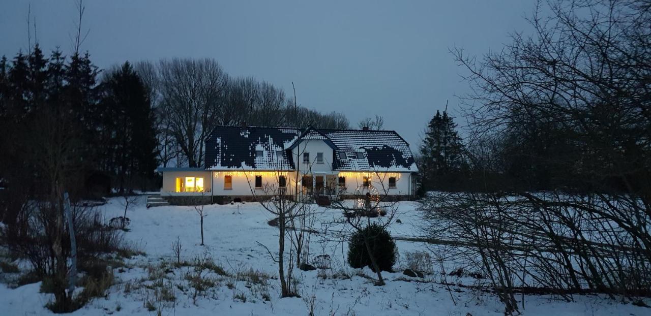 Krafttankstelle Hotell Katzow Eksteriør bilde
